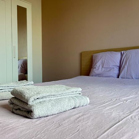 Grand Appartement A Deux Pas De La Vieille Ville Ванн Экстерьер фото